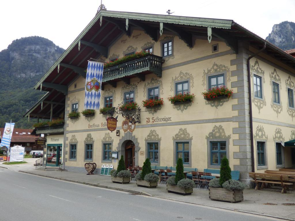 Gasthof Falkenstein - Metzgerei Schwaiger - Flintsbach am Inn Esterno foto